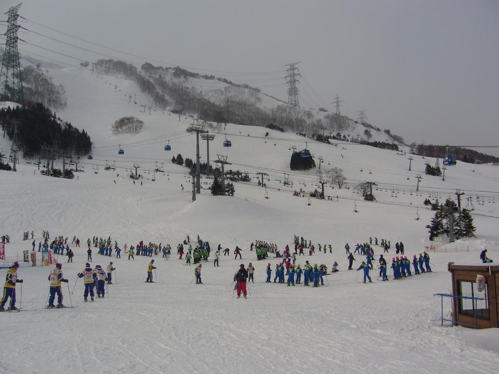 Naeba Springs Hotel Yuzawa  Exterior photo